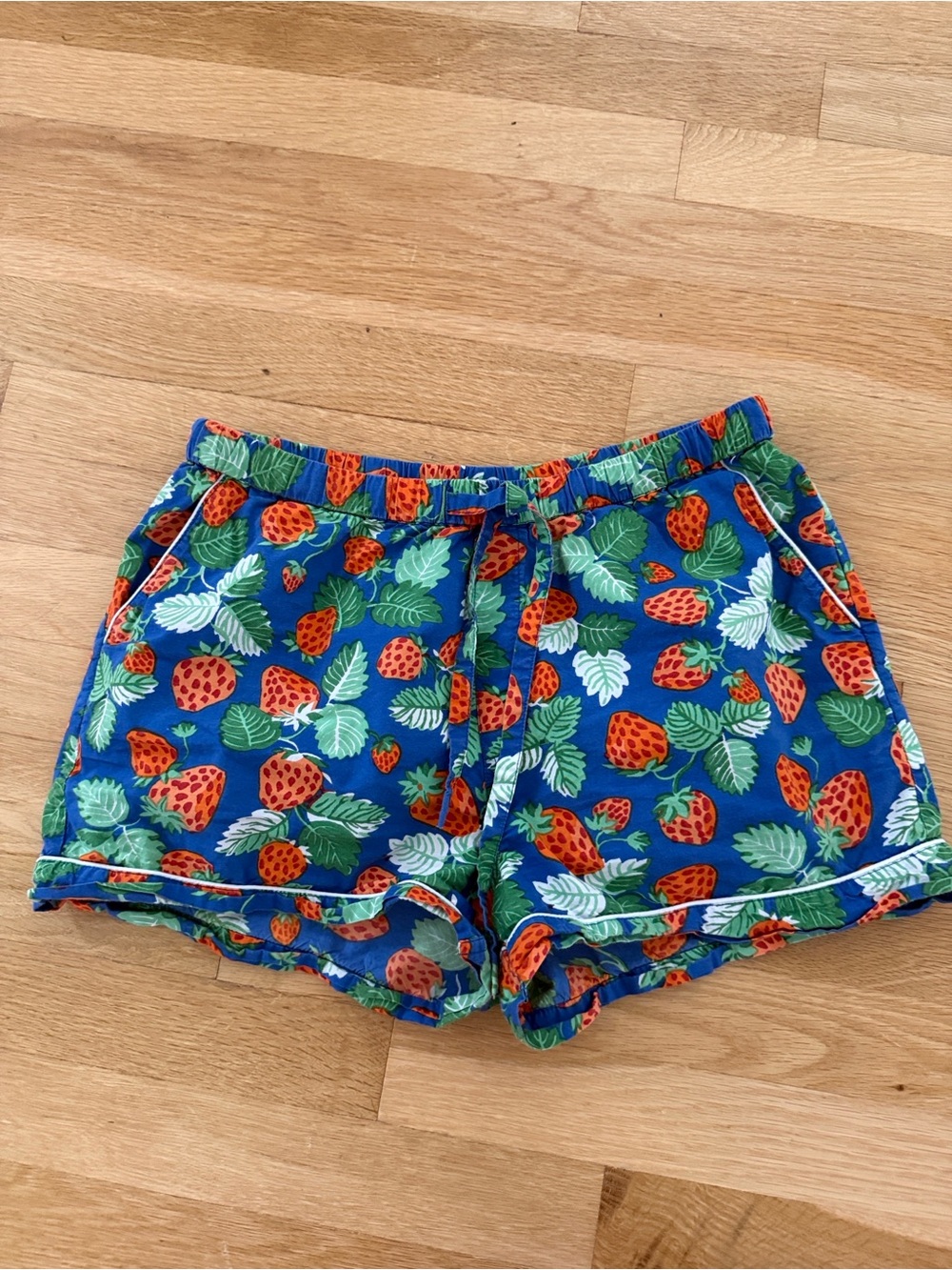 Printfresh Strawberry Fields Pajama Shorts Set - Picture 5 of 7
